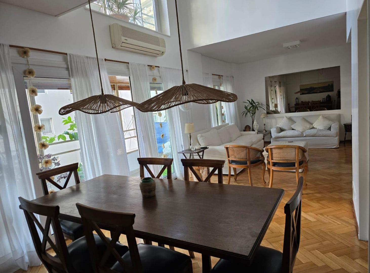 Departamento de 148 m2 con 4 Dormitorios en Venta en Palermo Chico