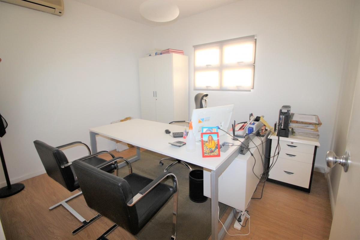 AVENIDA CORDOBA 1400 - TRIBUNALES - OFICINA - APTO VIVIENDA