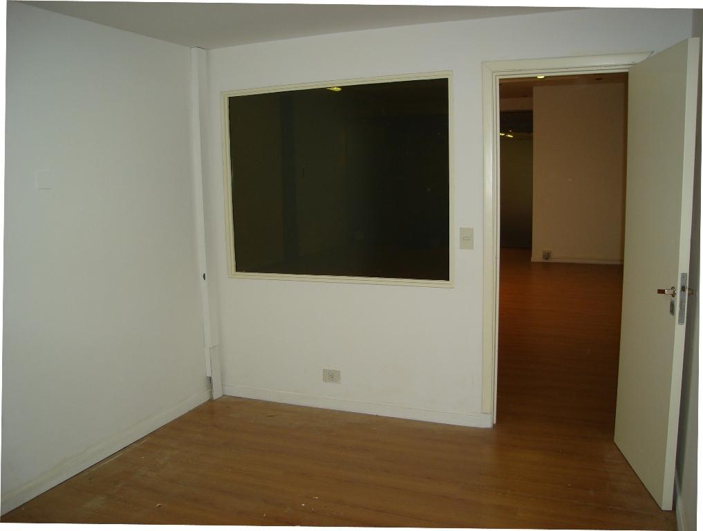 Florida 800 - Microcentro - Deposito y Oficinas en Venta 3