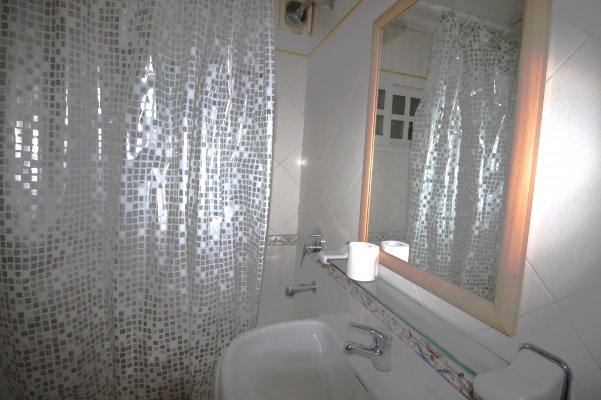 Foto de SUIPACHA 1300 - RECOLETA - VENTA - 3 DORMITORIOS - DEPNDENCIA DE, imagen 5