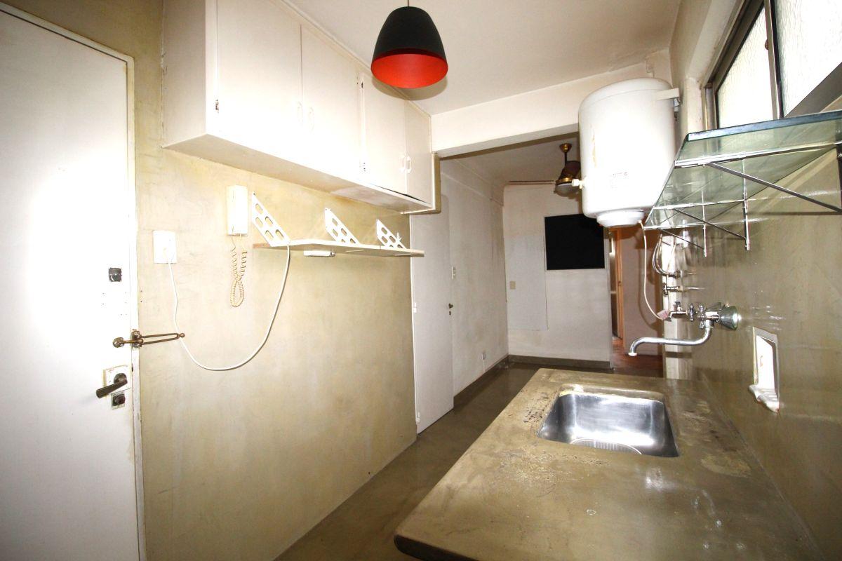 Foto de LARREA 1300 - BARRIO NORTE - ALQUILER SIN MUEBLES - 3 AMBIENTES - MUY, imagen 5