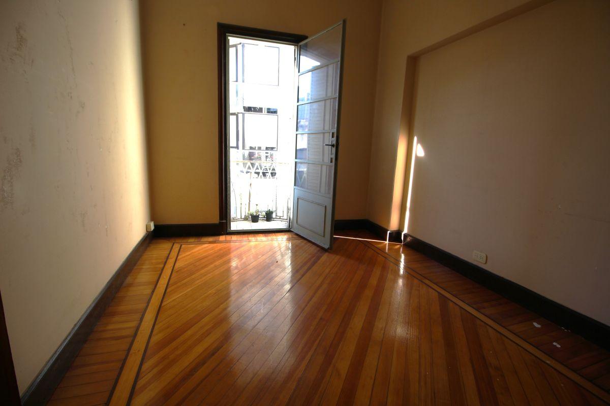 Foto de TACUARI 400 - VENTA - SAN TELMO - 3 AMBIENTES - DEPENDENCIA, imagen 4