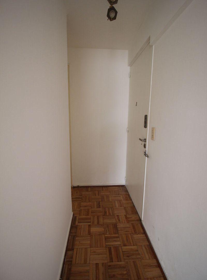 Foto de AVENIDA CORRIENTES 4400 - VENTA - ALMAGRO - 3 AMBIENTES - 2 COCHERAS, imagen 2