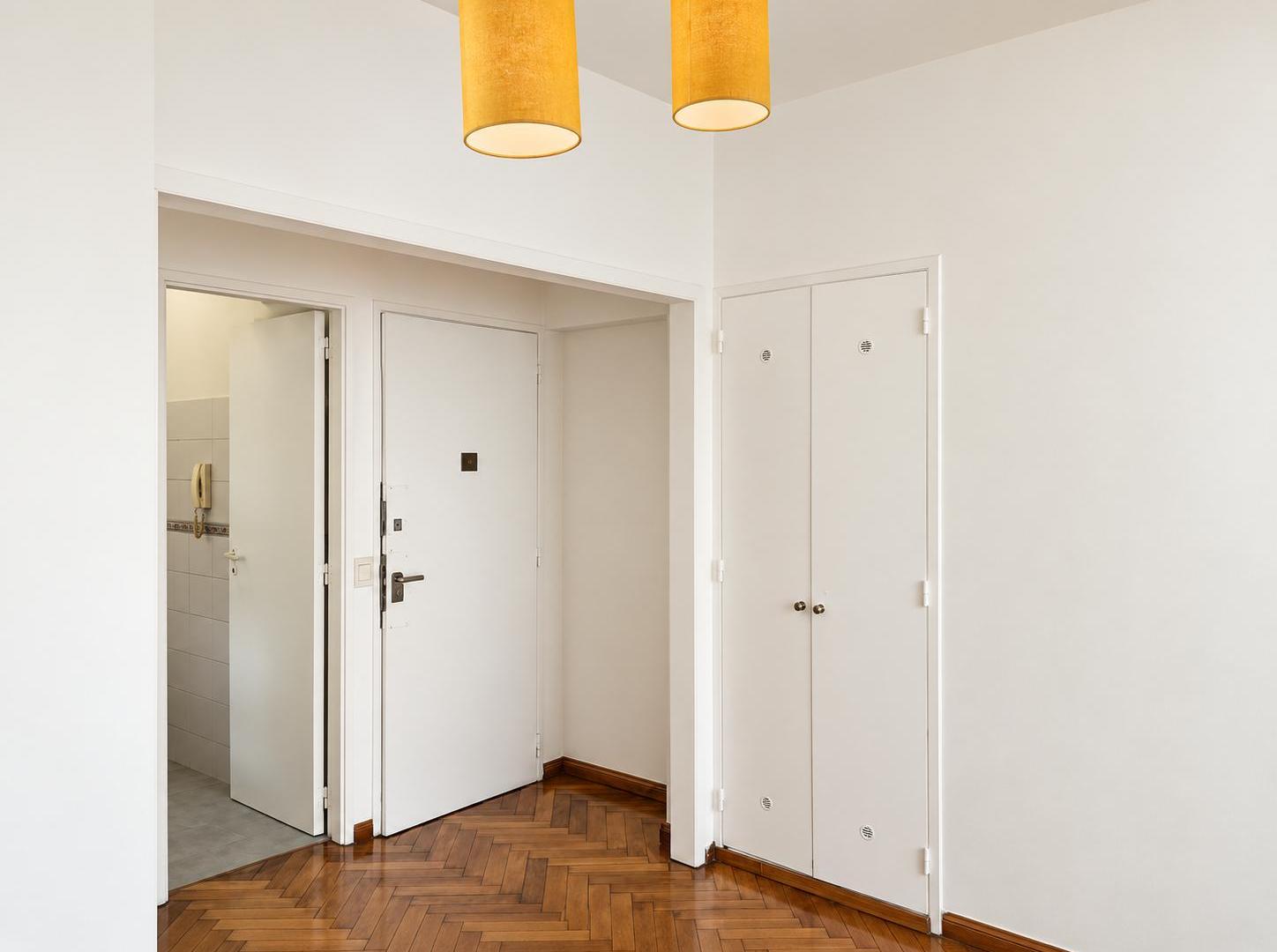 Foto de ESMERALDA 1200 - VENTA - RETIRO - MONOAMBIENTE, imagen 1