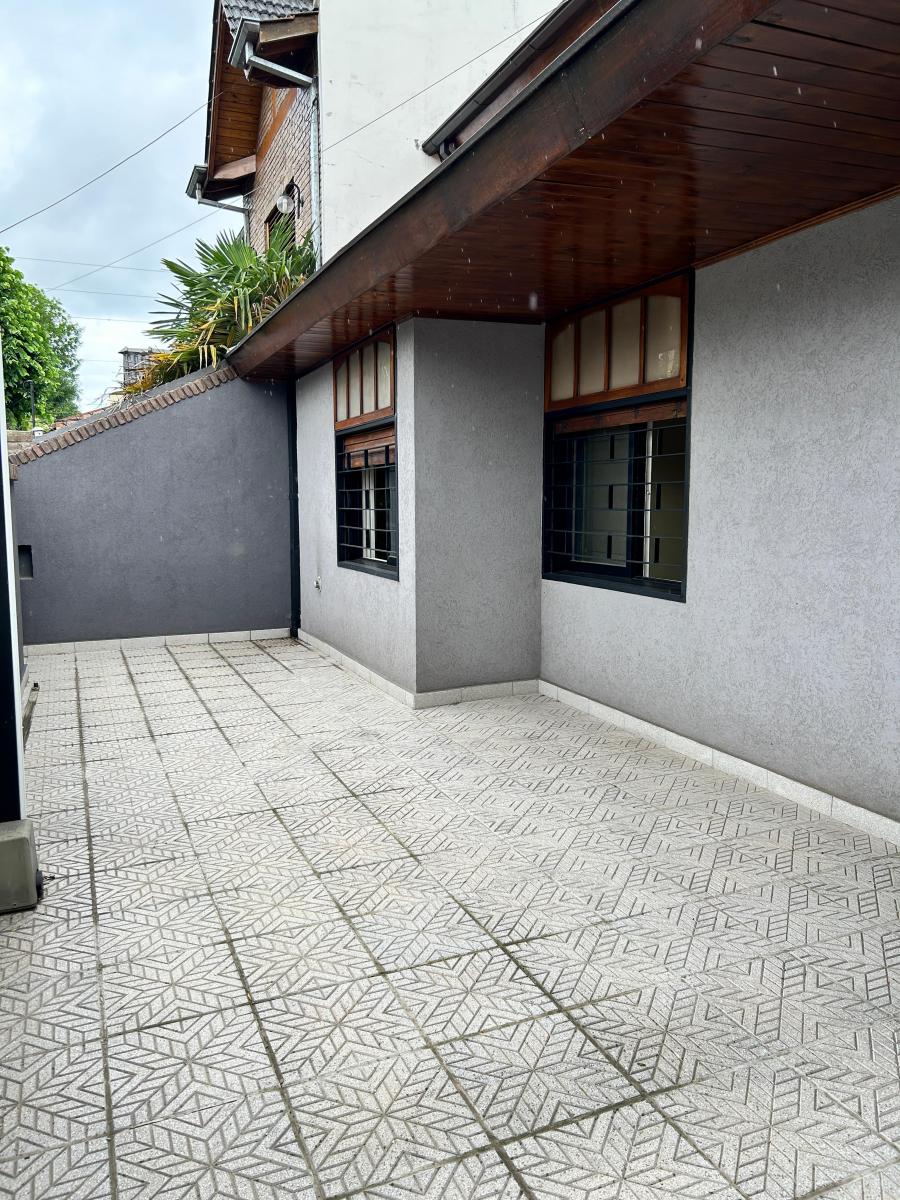 Gran Chalet de Categoría en Parque Johnston. Venta Directa 4