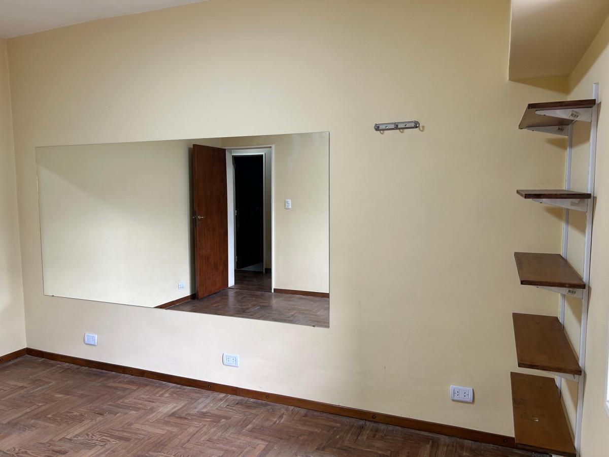 Gran Chalet de Categoría en Parque Johnston. Venta Directa 5