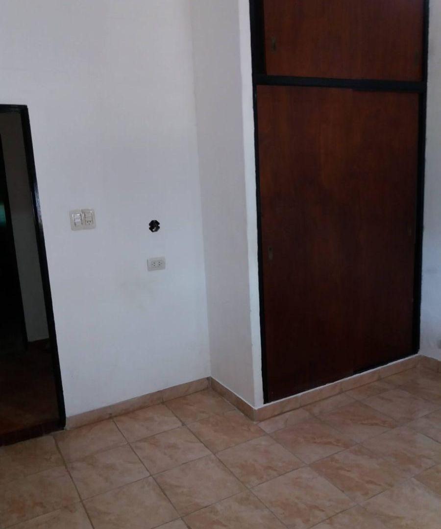 Foto de Casa americana. Alquiler. Barrio Sta.Brigida. San Miguel, cerca Séptima, imagen 3