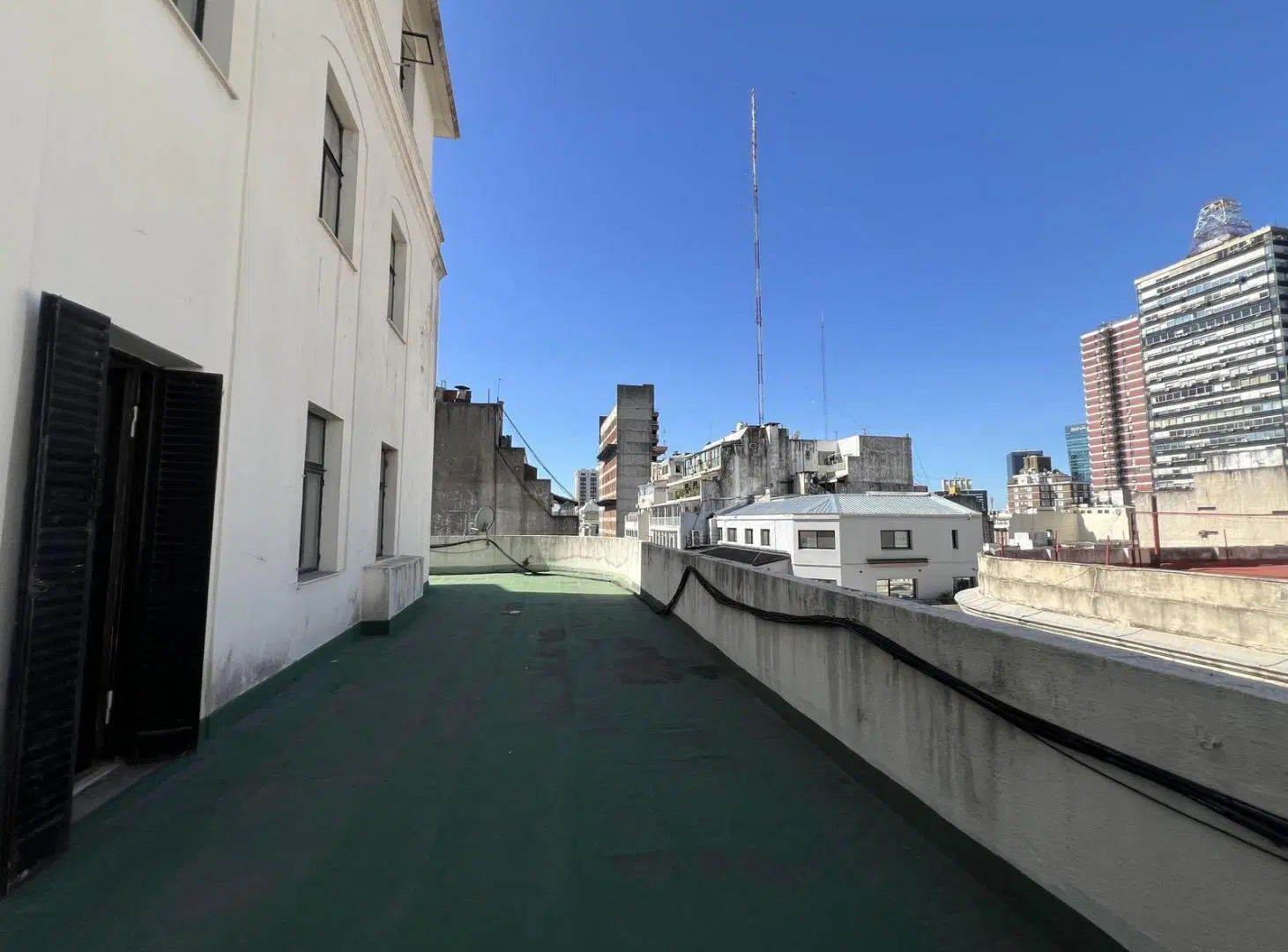 Venta de espectacular edificio 8