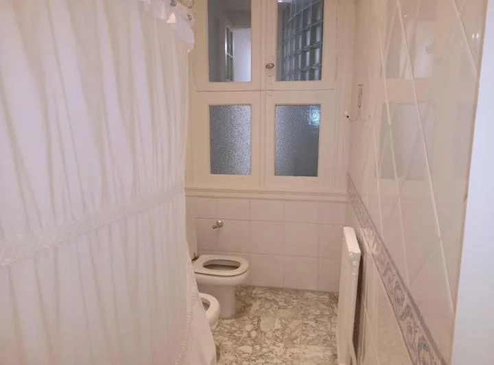 PISO VIVIENDA  APTO PROF EN RECOLETA LAS HERAS A METROS DE LA PLAZA 3