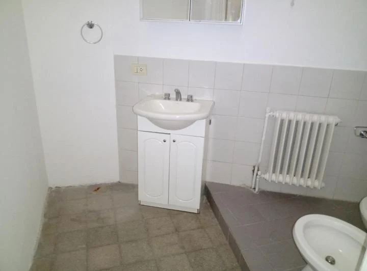 PISO VIVIENDA  APTO PROF EN RECOLETA LAS HERAS A METROS DE LA PLAZA 5