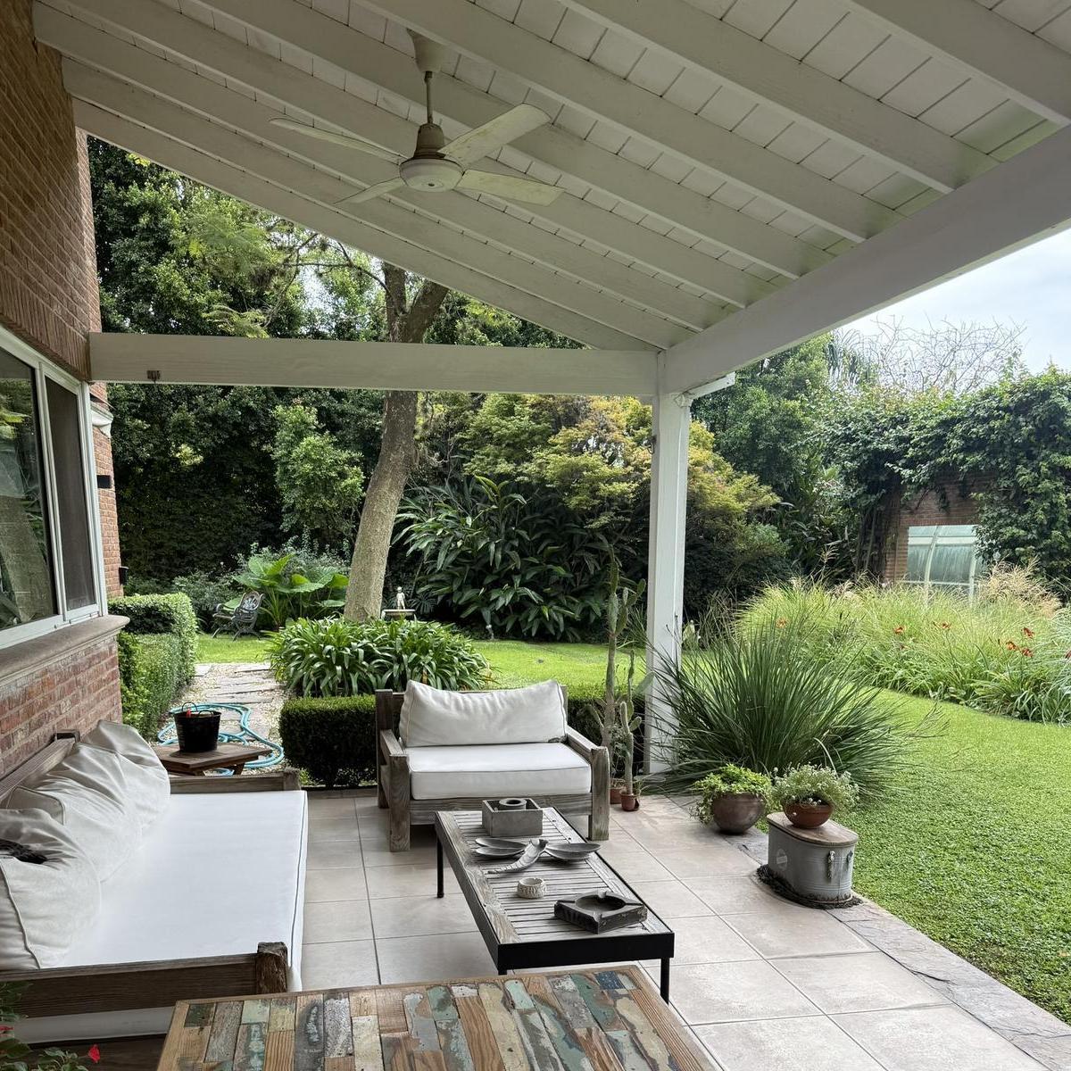 Excelente Casa - Las Lomas de San Isidro 4