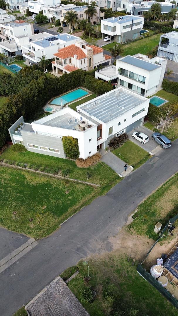 Foto de Casa en Barrio Los Troncos excelente estado, imagen 3