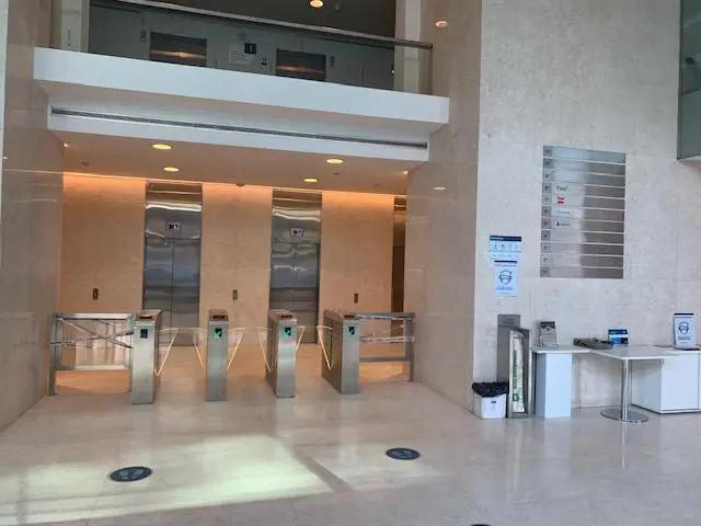 Oficinas de Categoría sob Av. del Libertador 2