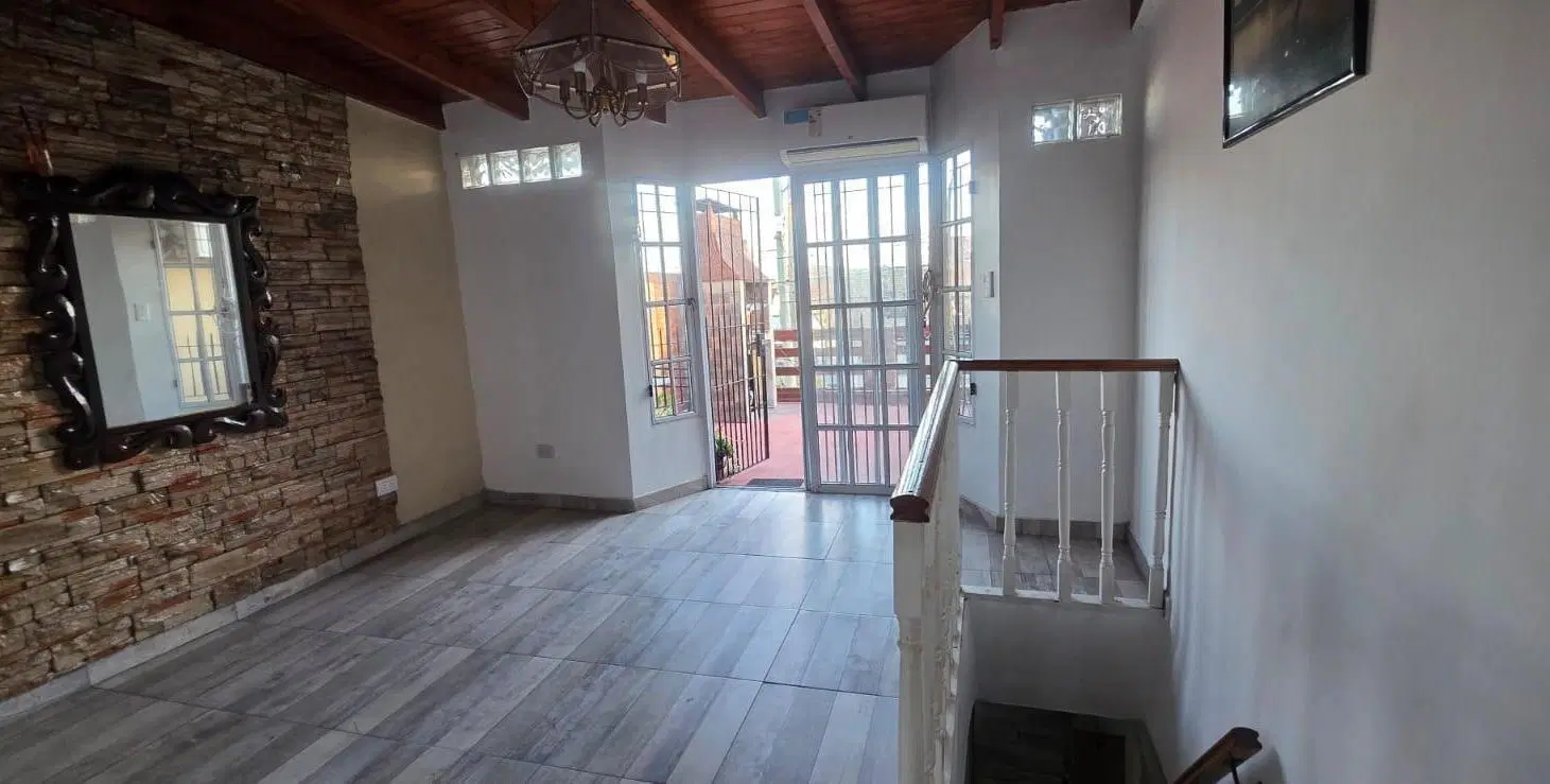 Departamento en Quilmes Oeste con balcon terraza 4