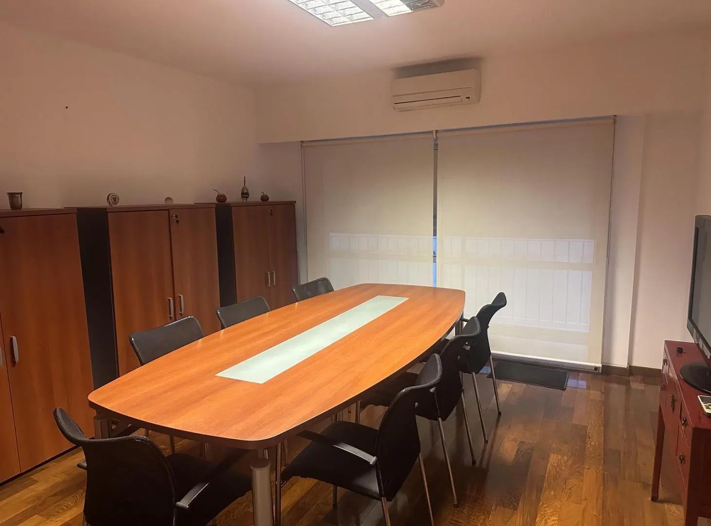 Av Cordoba 1300, oficina amoblada Oportunidad 5