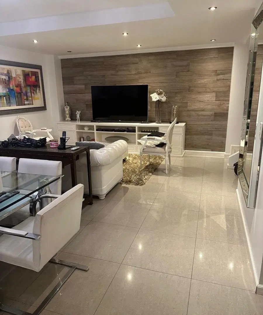 COMPLEJO venta Triplex de 5 ambientes y dos cocheras en venta 5
