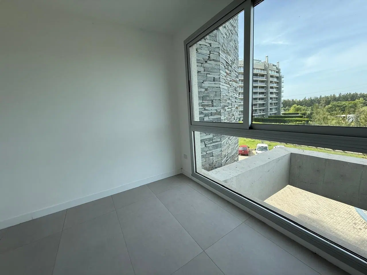Departamento con excelente vista en Yoo4 . Excelentes Amenites 4