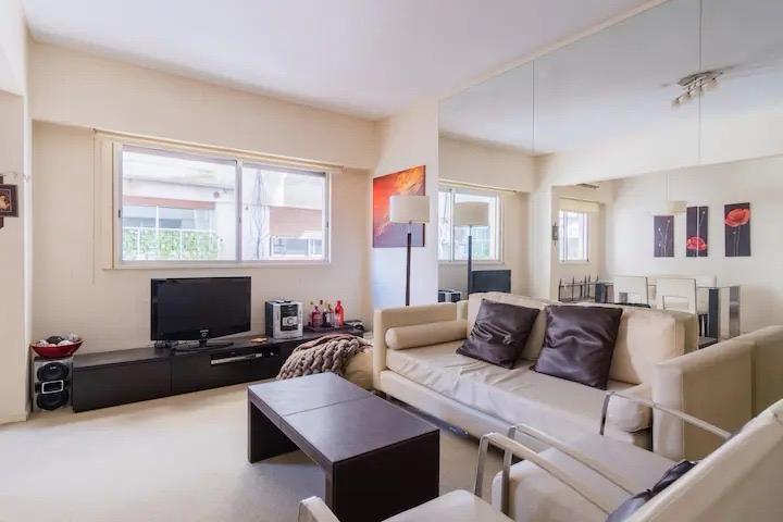 Foto de Departamento de 2 ambientes amplios C/cochera, imagen 3
