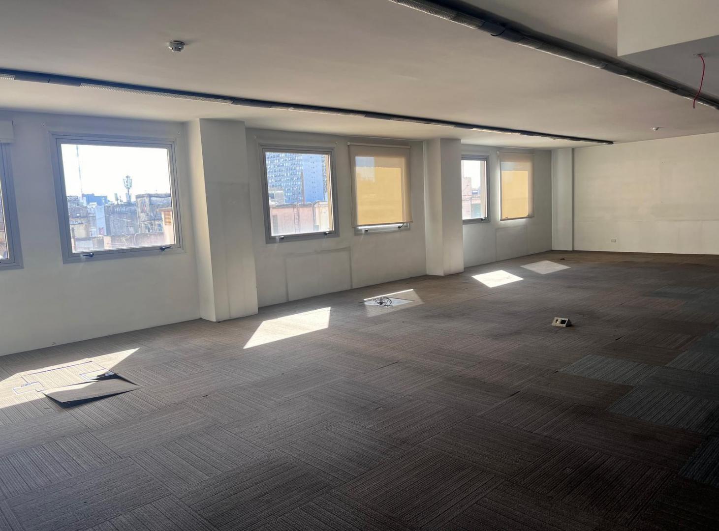 Foto de Oficinas planta libre sobre 9 de Julio con cocheras, imagen 5