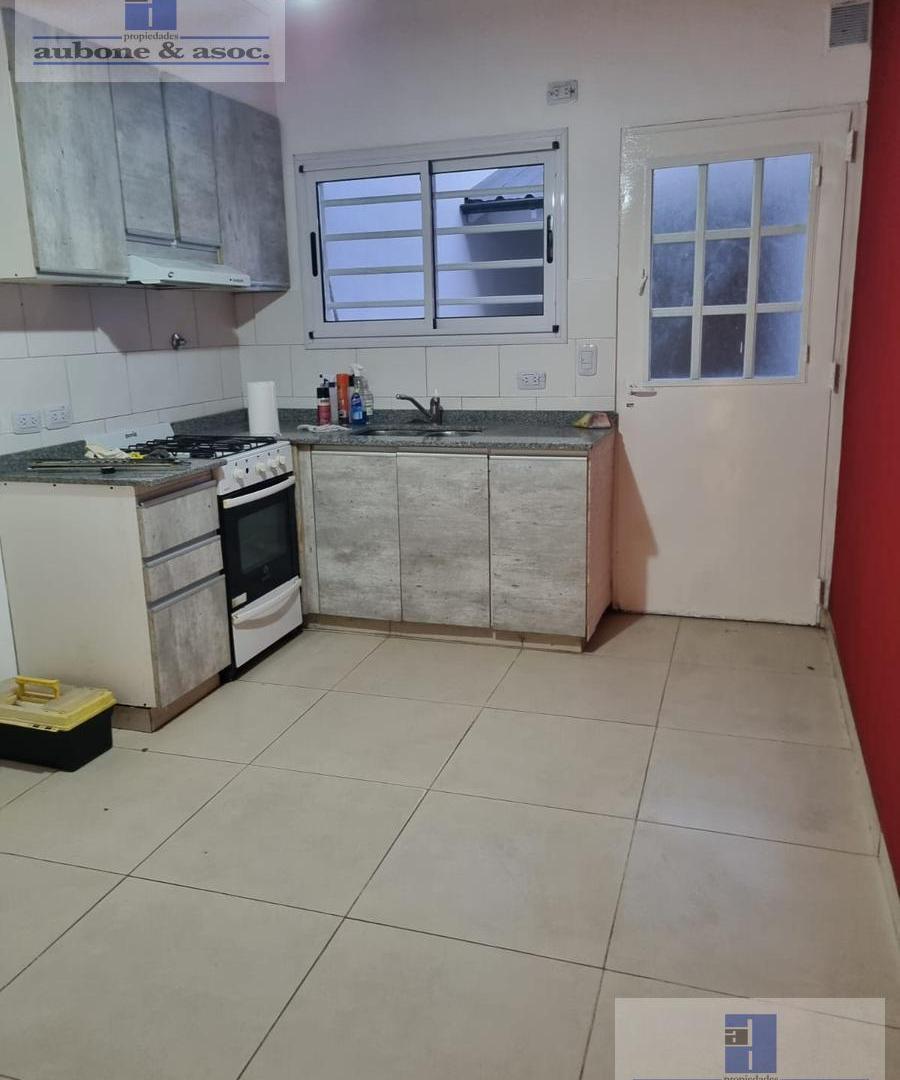 Foto de Dúplex en alquiler Berazategui, imagen 2