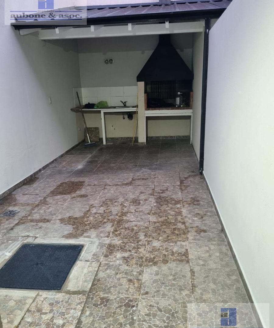 Foto de Dúplex en alquiler Berazategui, imagen 3