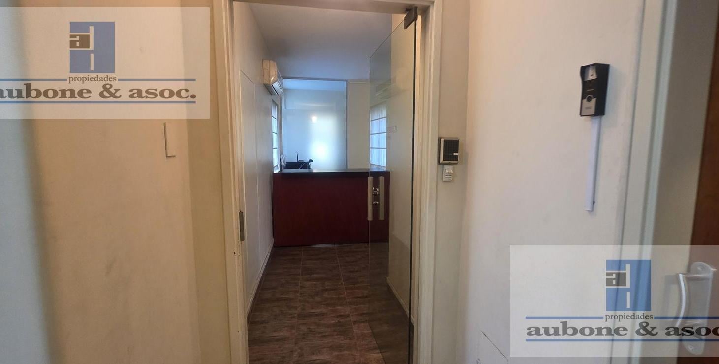 Foto de Oficina PISO alto sobre Av Córdoba, imagen 4