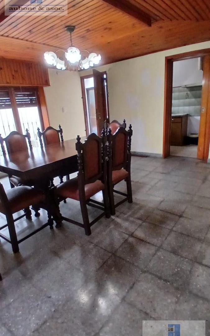 Foto de Casa 5 ambientes en venta General Belgrano, imagen 2