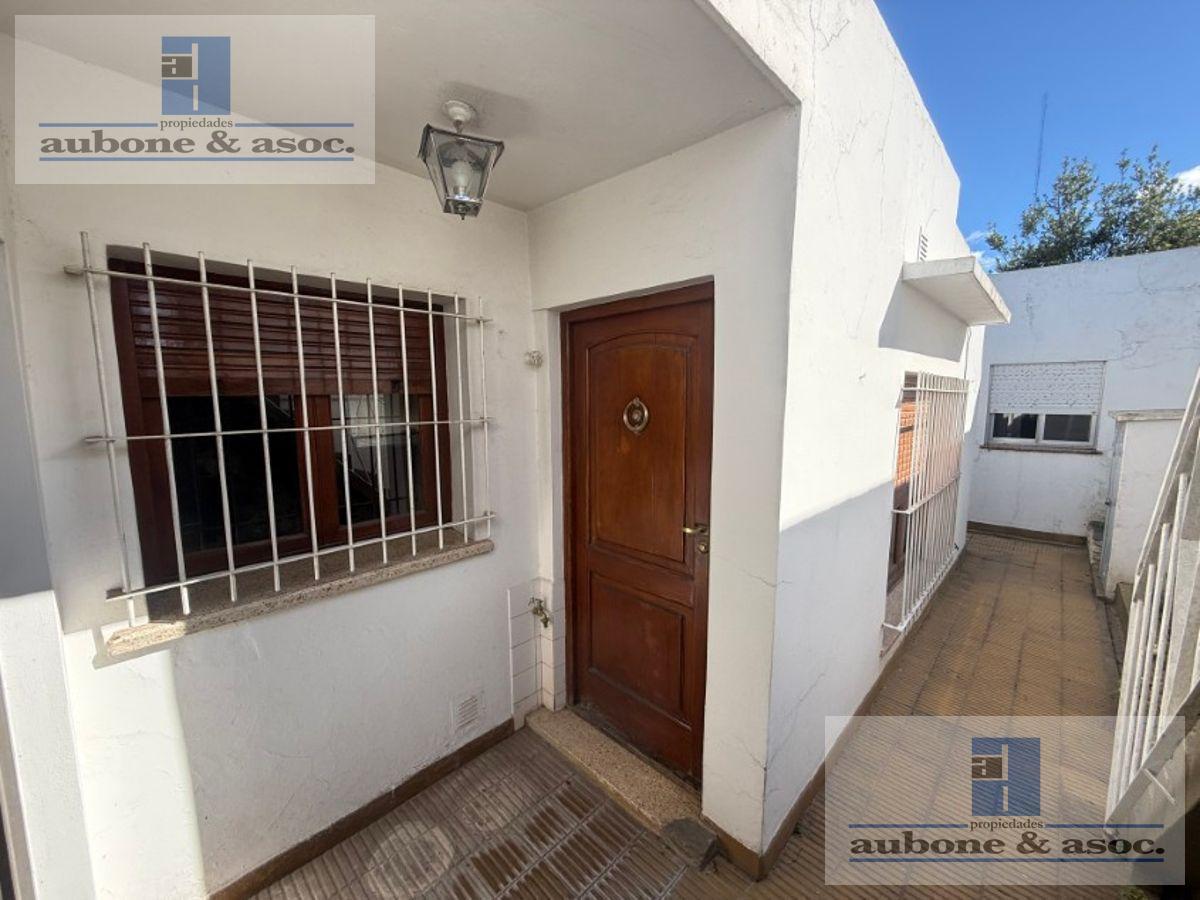 Foto de Casa 5 ambientes en venta General Belgrano, imagen 1
