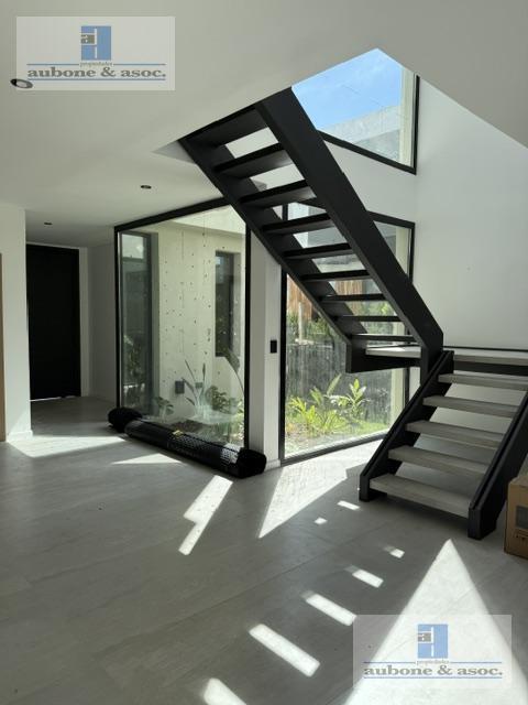 Foto de Casa a estrenar con Pileta y excelentes terminaciones, imagen 2