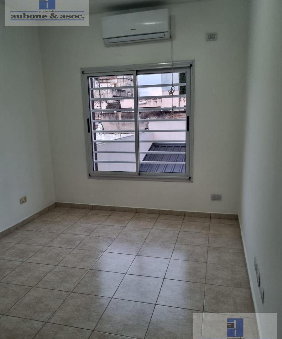 Foto de Dúplex en alquiler Berazategui, imagen 2