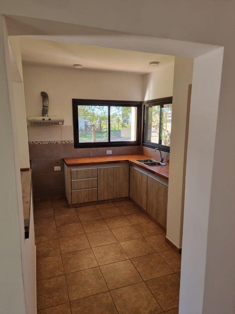 Imperdible, Hermosa Casa a Estrenar en Tanti a La Venta 5