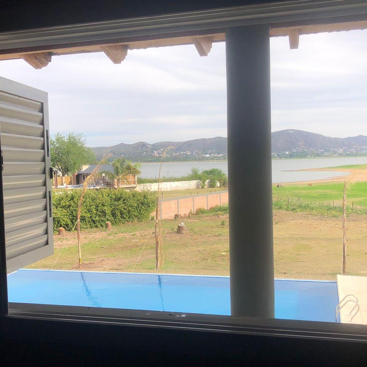 Hermosa y Moderna Casona con Costa, y Gran Parque, Para Exigentes 1