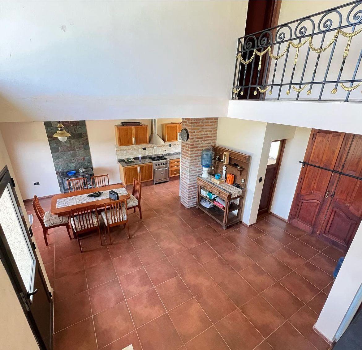 SE VENDE CASA EN LOMAS DEL REY ( MAYU SUMAJ )