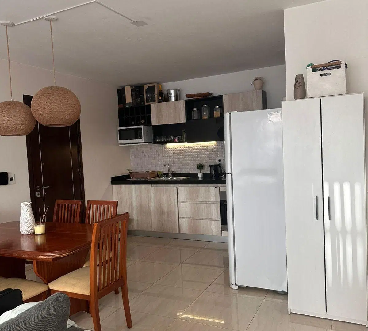 Se vende departamento dos dormitorios en edificio de categoria 5
