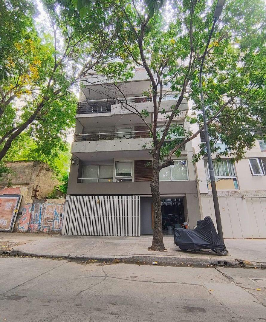 MONOAMBIENTE CON BALCON