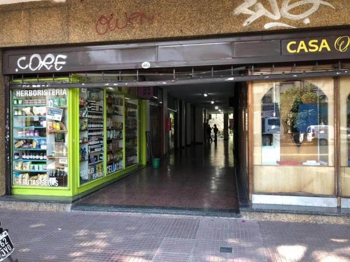 local en galeria 4