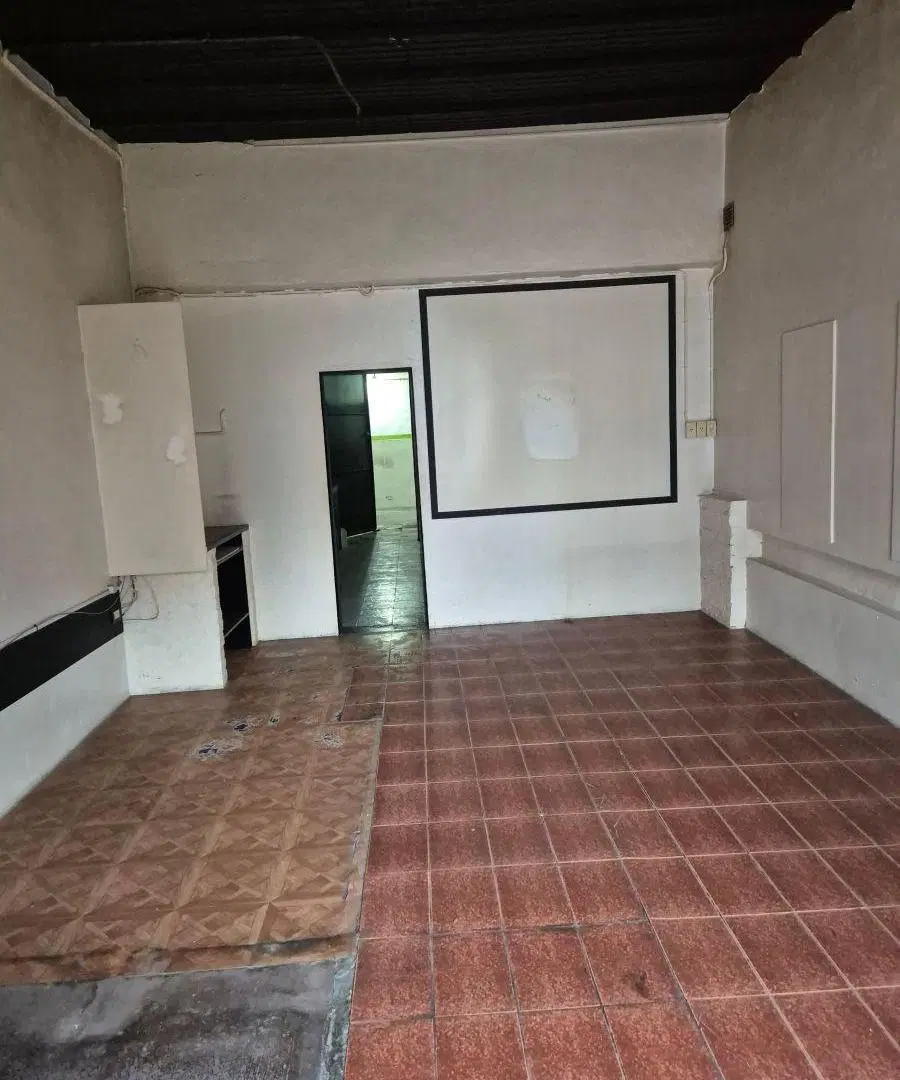 Local de 30 m² en alquiler en Villa Urquiza 2