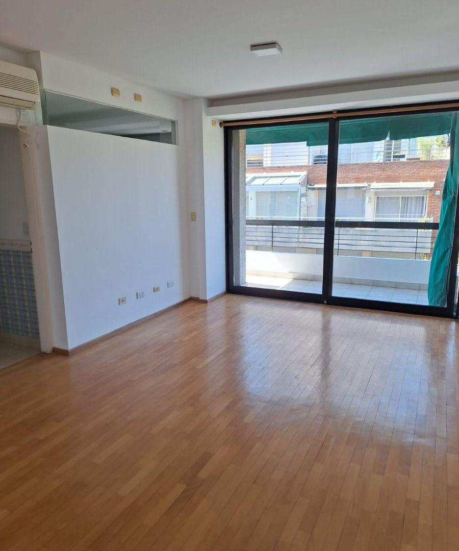 Foto de EXCELENTE AMPLIO Y MUY LUMINOSO SEMIPISO DE 3 AMBIENTES AL FRENTE, imagen 2