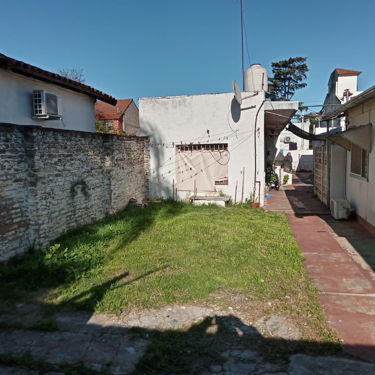 Casa en Jose León Suarez 5