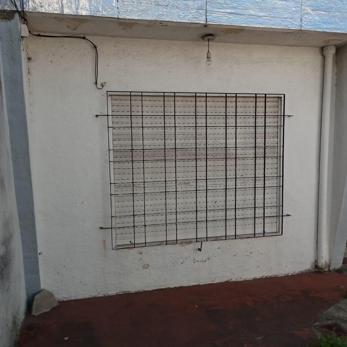 Casa en Jose León Suarez 4