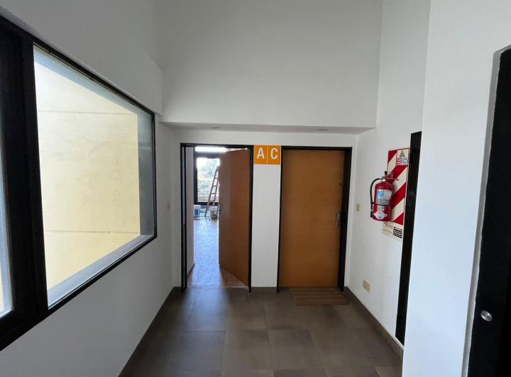 Departamento en La Lucila 5