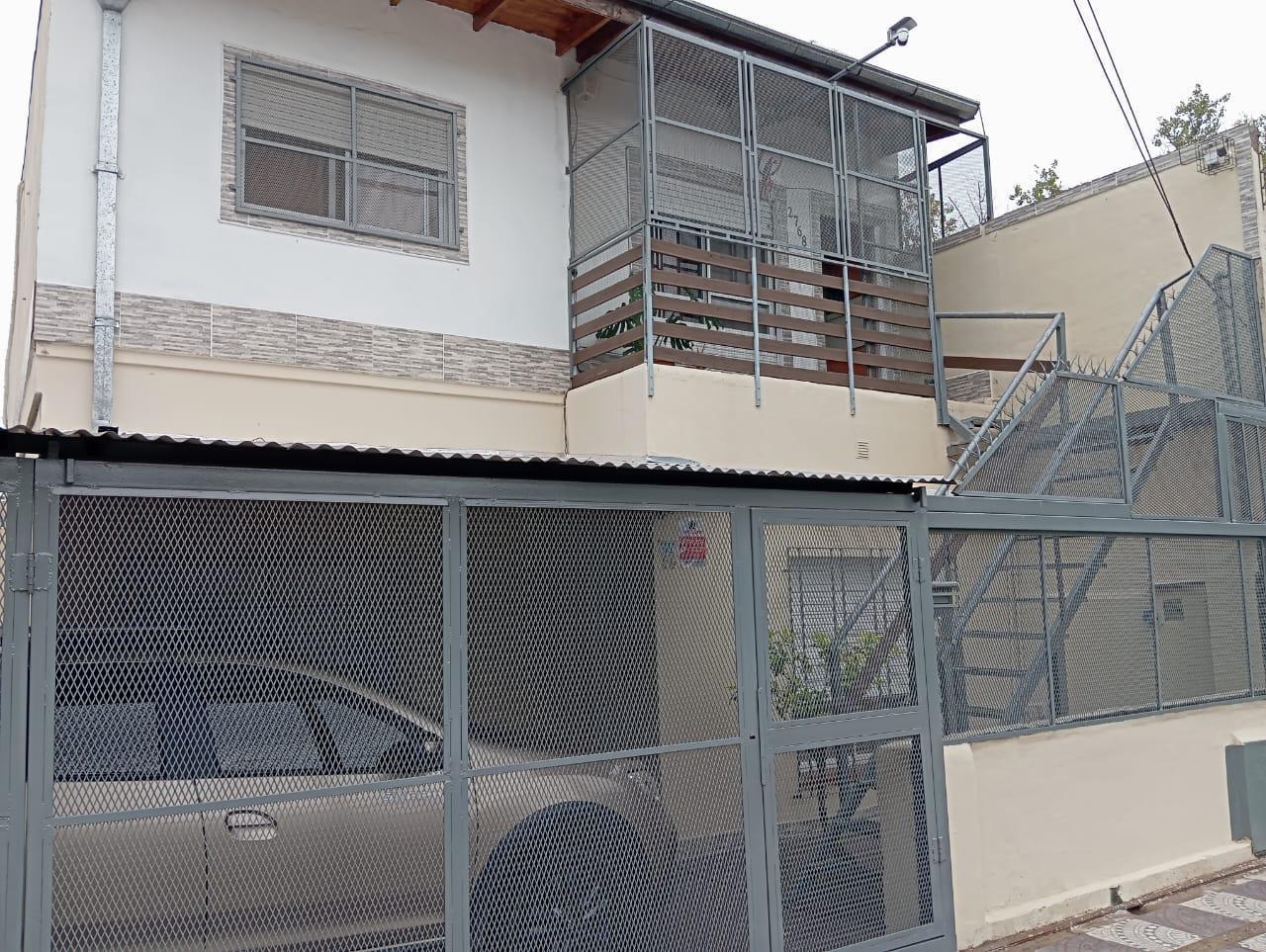 Casa en Jose León Suarez