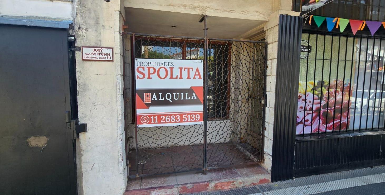 Local en Jose León Suarez