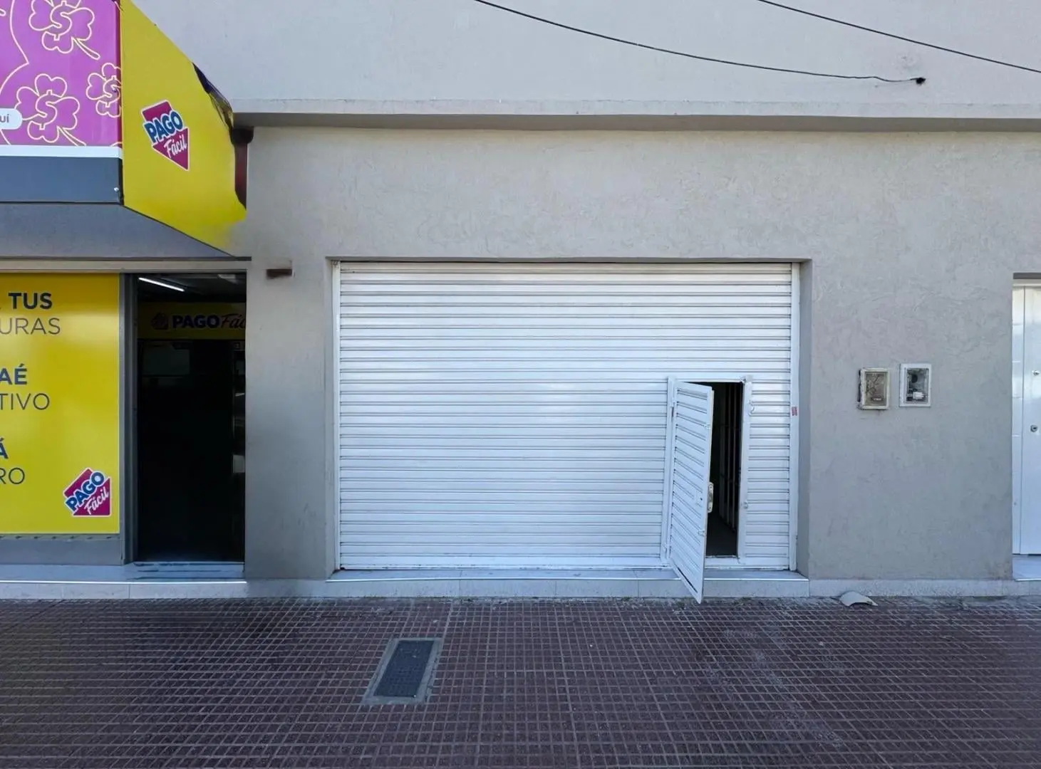 Local - Jose León Suarez 1