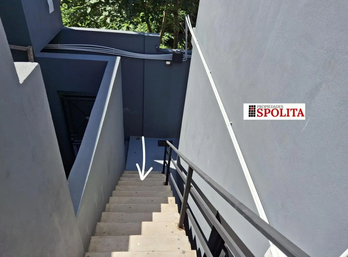 Departamento en Jose León Suarez 3