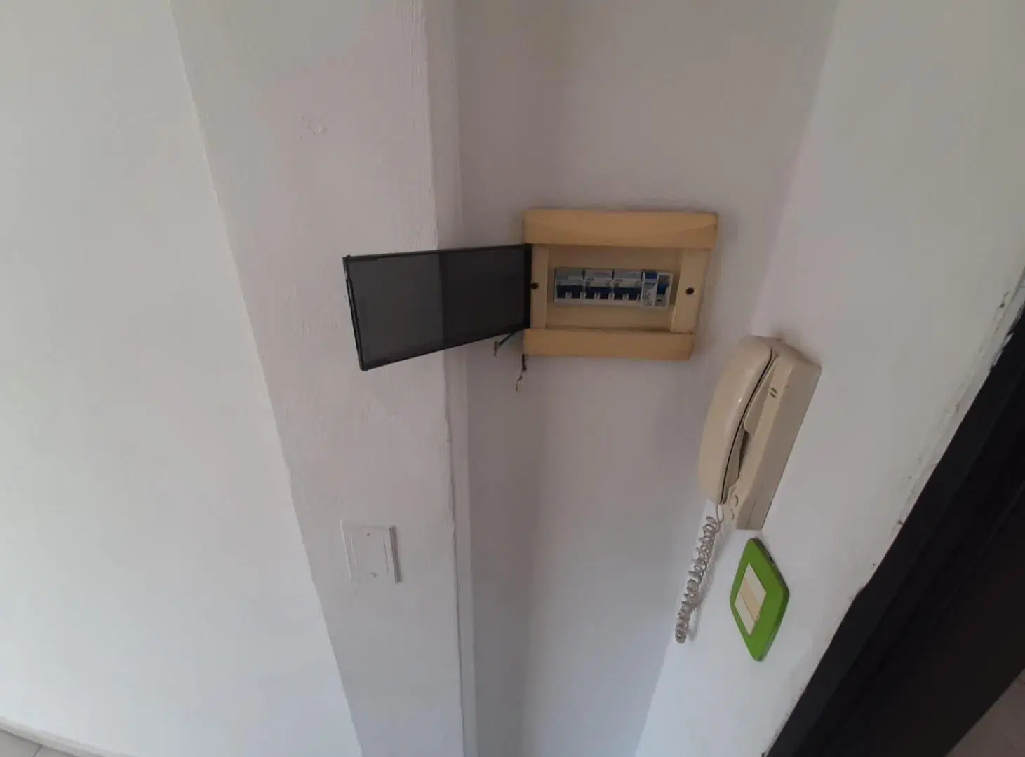 Departamento en Jose León Suarez 5