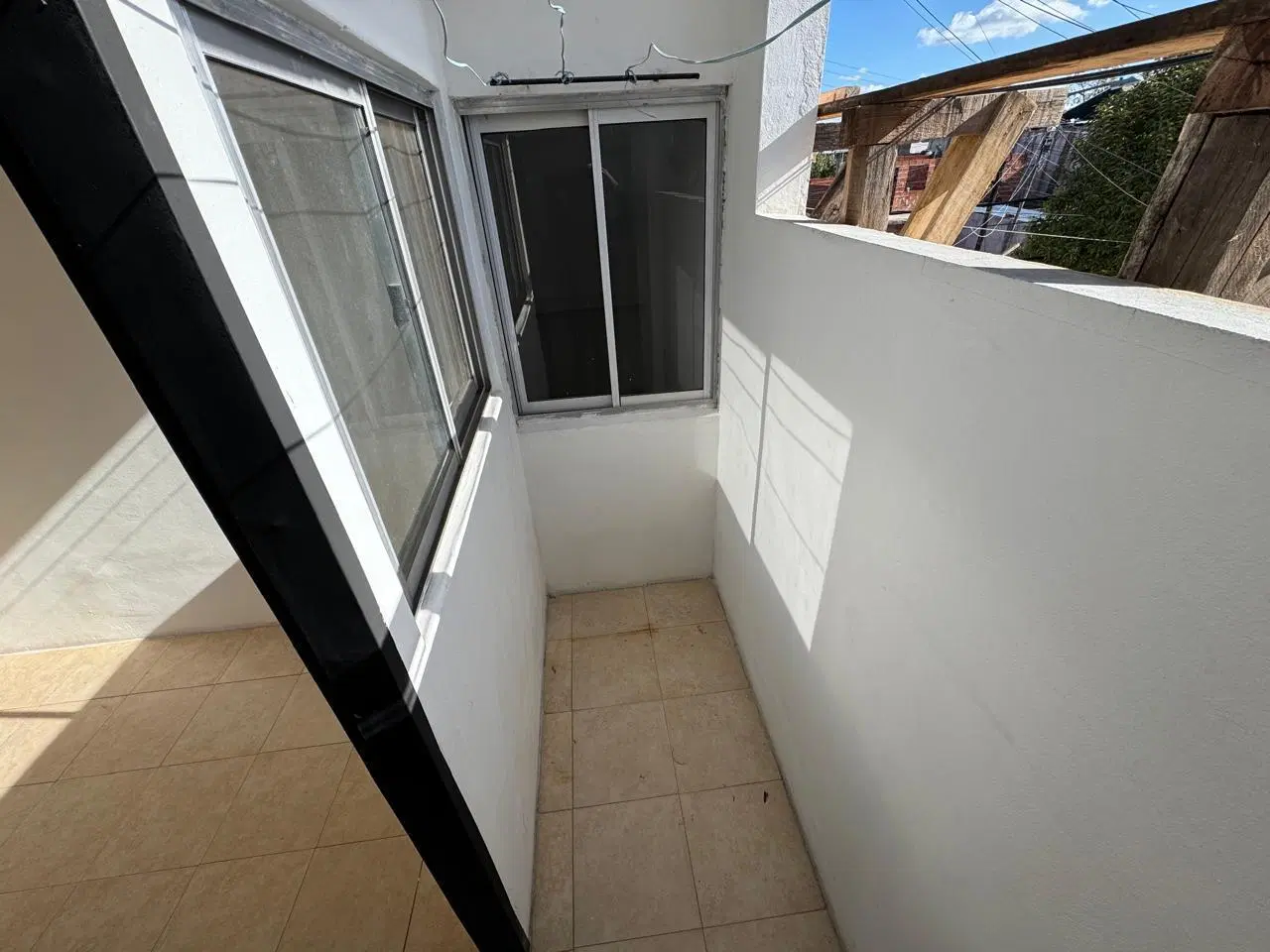 Departamento en Jose León Suarez 5