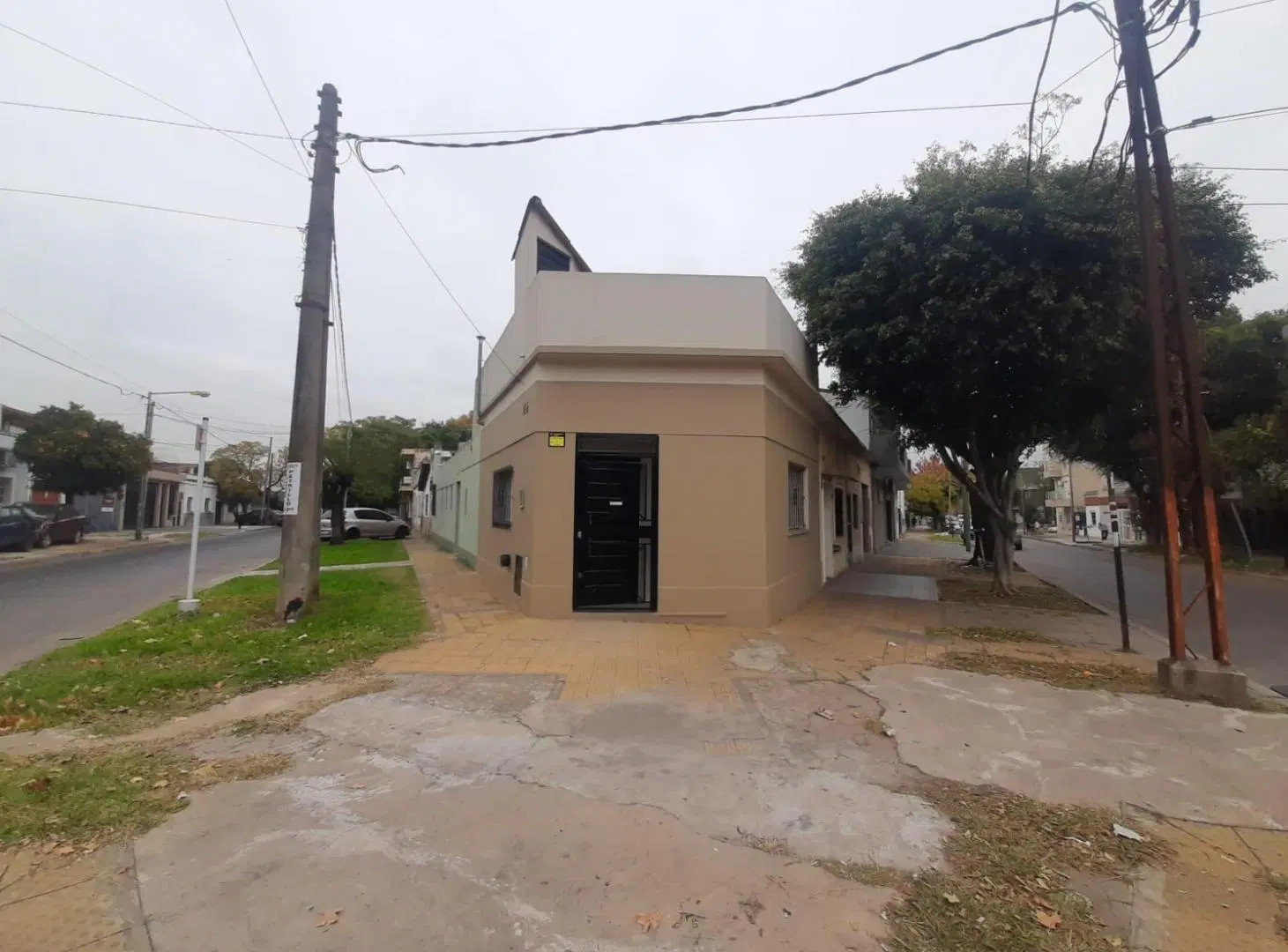 PH FRENTE EN ALQUILER. JOSE LEON SUAREZ 2