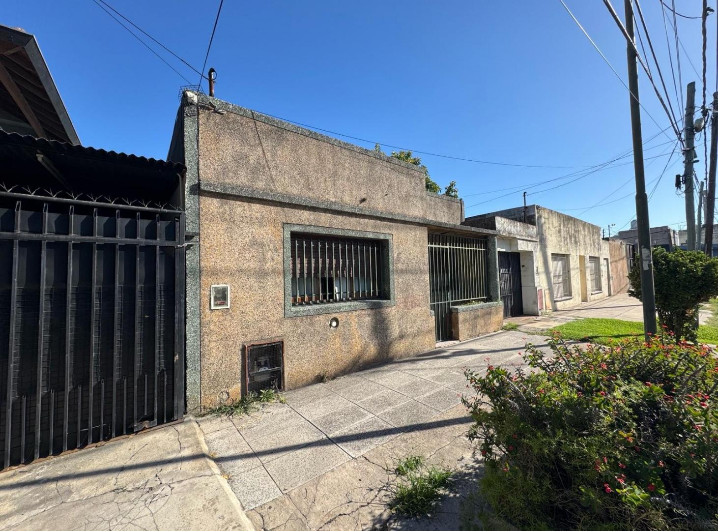 Casa en Villa Coronel José M. Zapiola