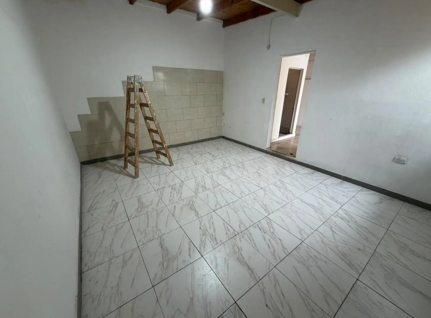 Departamento en Alquiler en Jose León Suarez 2